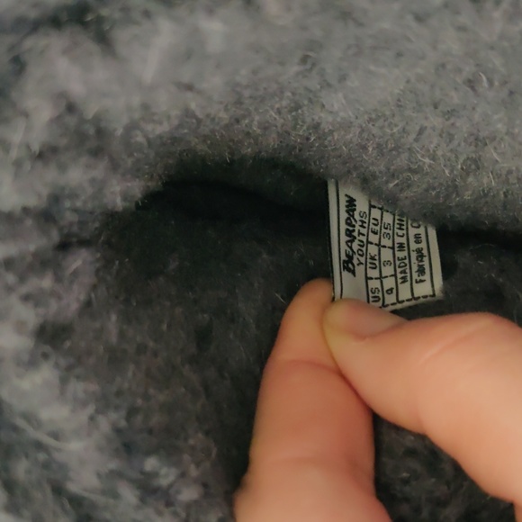 New! 1901Y Bearpaw Boots Girls Mimi Youths Suede Rubber Sole - Picture 8 of 12